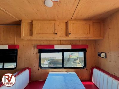 2027 Sunset Park RV Sun Lite — photo 10 view