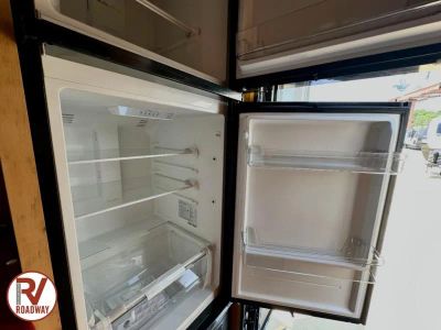 2027 Sunset Park RV Sun Lite — photo 18 view