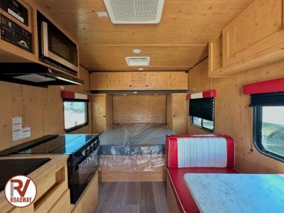 2027 Sunset Park RV Sun Lite — photo 9 view