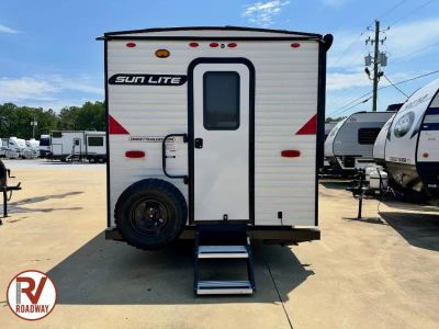 2027 Sunset Park RV Sun Lite — interior view