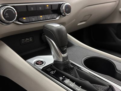 2025 Nissan Altima - Photo 15