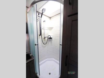 2022 Dutchmen RV Kodiak - Photo 37