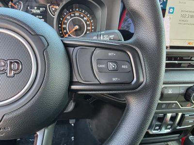 2026 Jeep Wrangler — photo 19 view