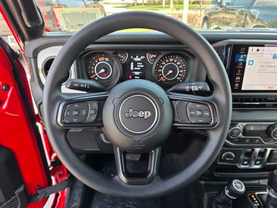 2026 Jeep Wrangler — photo 17 view