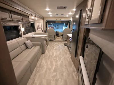 2022 Thor Motor Coach WINDSPORT - Photo 3