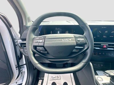 2026 Kia Sportage — photo 11 view