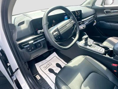 2026 Kia Sportage — photo 9 view