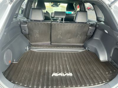 2020 Toyota RAV4 - Photo 17