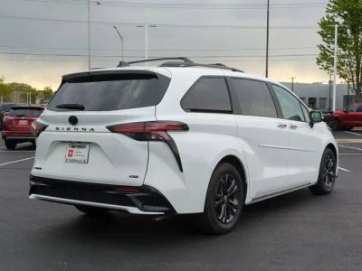 2025 Toyota Sienna - Photo 5