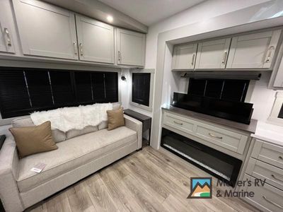 2026 Brinkley Model Z - Photo 17