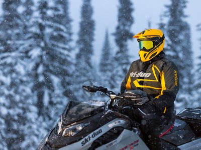 2023 Ski-Doo Renegade X-RS 850 E-TEC ES Ice Ripper XT 1.5 w/ 10.5 in. Touchscreen - Photo 11