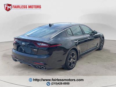2019 Kia Stinger — detail view
