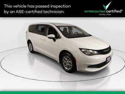 2022 Chrysler Voyager - Photo 1