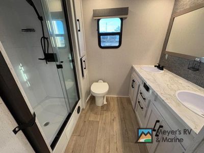 2024 Dutchmen RV Astoria - Photo 27