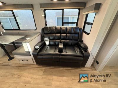 2024 Dutchmen RV Astoria - Photo 19