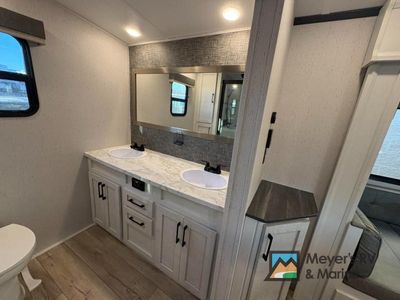 2024 Dutchmen RV Astoria - Photo 28
