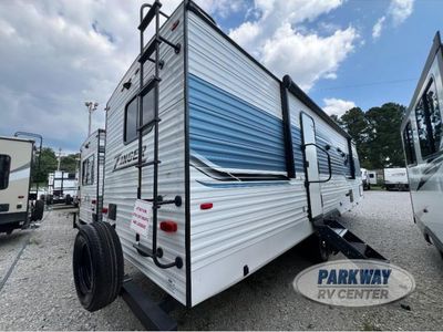 2023 CrossRoads RV Zinger - Photo 5