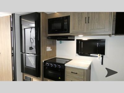 2026 Coachmen RV Freedom Express Select - Photo 7
