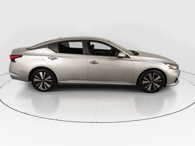 2022 Nissan Altima - Photo 8