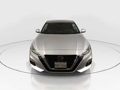 2022 Nissan Altima - Photo 2