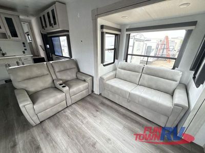 2024 EAST TO WEST Blackthorn - Photo 25