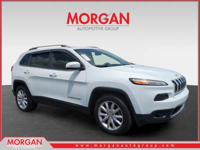 2016 Jeep Cherokee Limited in White — front three-quarter view