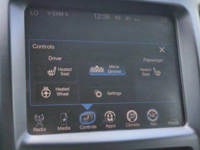 2016 Jeep Cherokee — photo 25 view