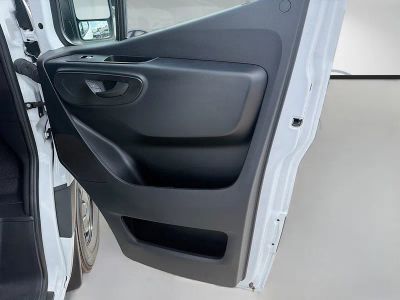 2025 Mercedes-Benz Sprinter Cargo Van — photo 24 view