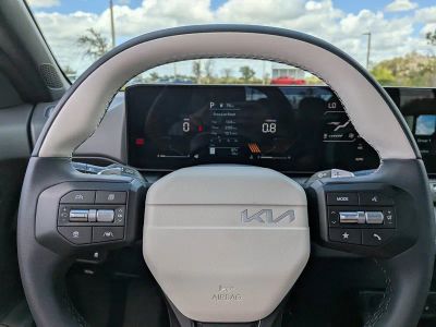 2026 Kia K4 — photo 27 view