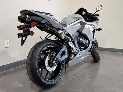 2026 Honda CBR600RR - Photo 5