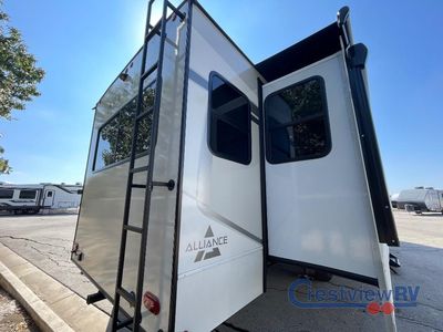 2025 Alliance RV Avenue - Photo 4