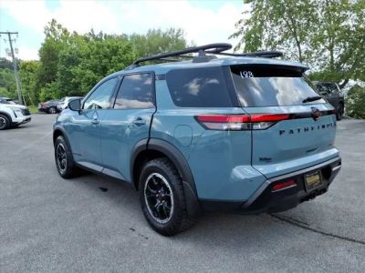 2026 Nissan Pathfinder — rear three-quarter view