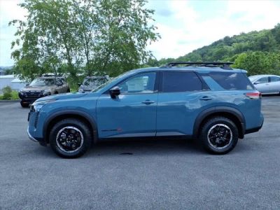 2026 Nissan Pathfinder — side profile view
