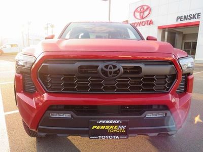 2025 Toyota Tacoma - Photo 3