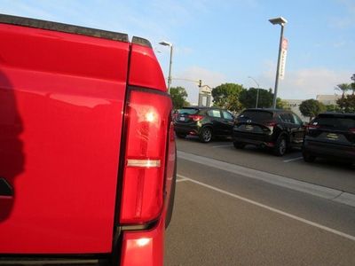 2025 Toyota Tacoma - Photo 13