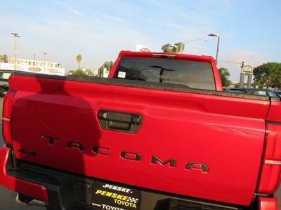 2025 Toyota Tacoma - Photo 12