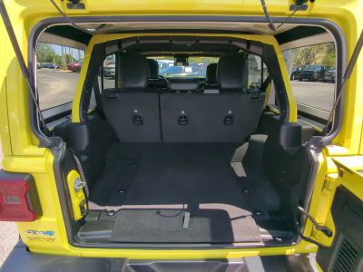 2024 Jeep Wrangler — photo 14 view