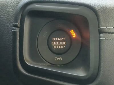 2024 Jeep Wrangler — photo 31 view