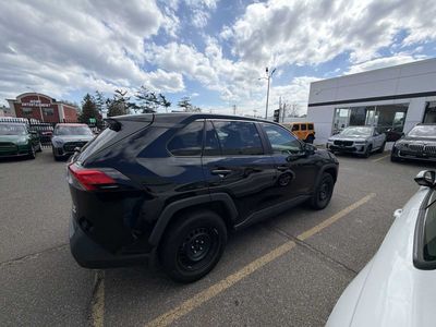 2022 Toyota RAV4 - Photo 3