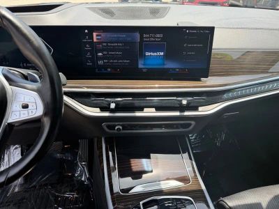 2023 BMW X7 — photo 22 view