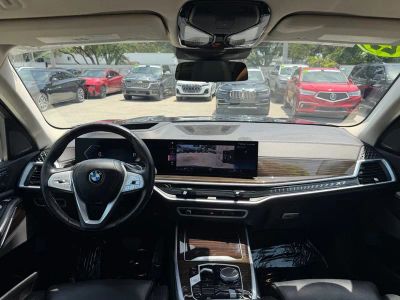 2023 BMW X7 — photo 37 view