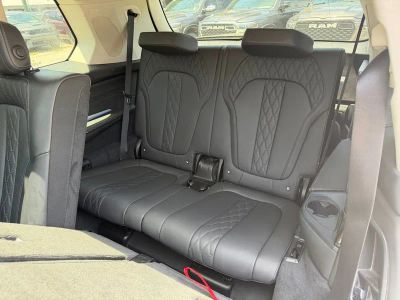 2023 BMW X7 — photo 31 view