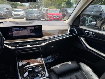 2023 BMW X7 — photo 39 view