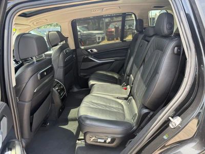 2023 BMW X7 — photo 30 view