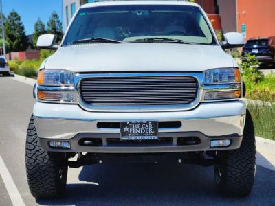 2002 GMC Yukon XL — photo 8 view
