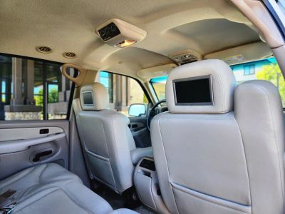 2002 GMC Yukon XL — photo 18 view
