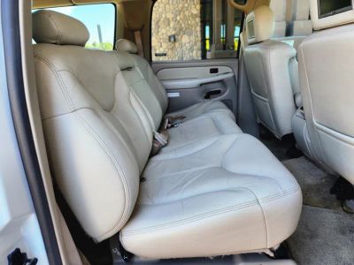 2002 GMC Yukon XL — photo 17 view