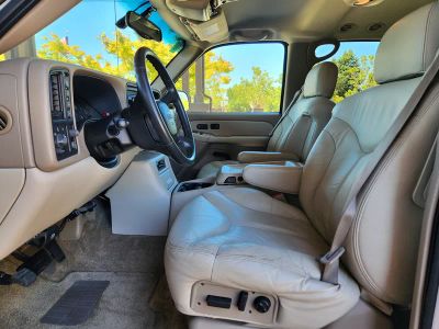 2002 GMC Yukon XL — photo 26 view