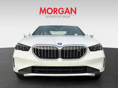 2026 BMW i5 — photo 8 view