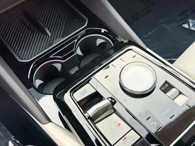 2026 BMW i5 — photo 29 view